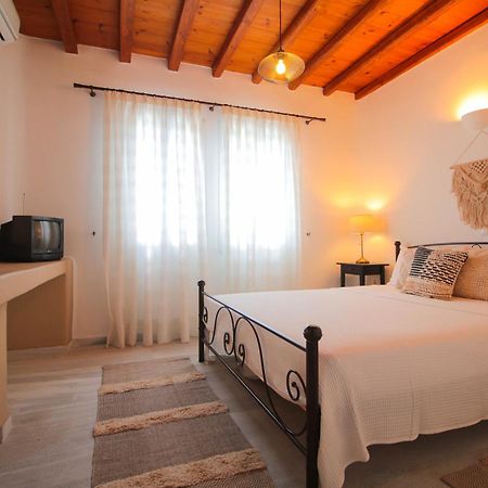 2Br Fully Equiped Cottage Home - Near The Beach Ájosz Joánisz Kültér fotó