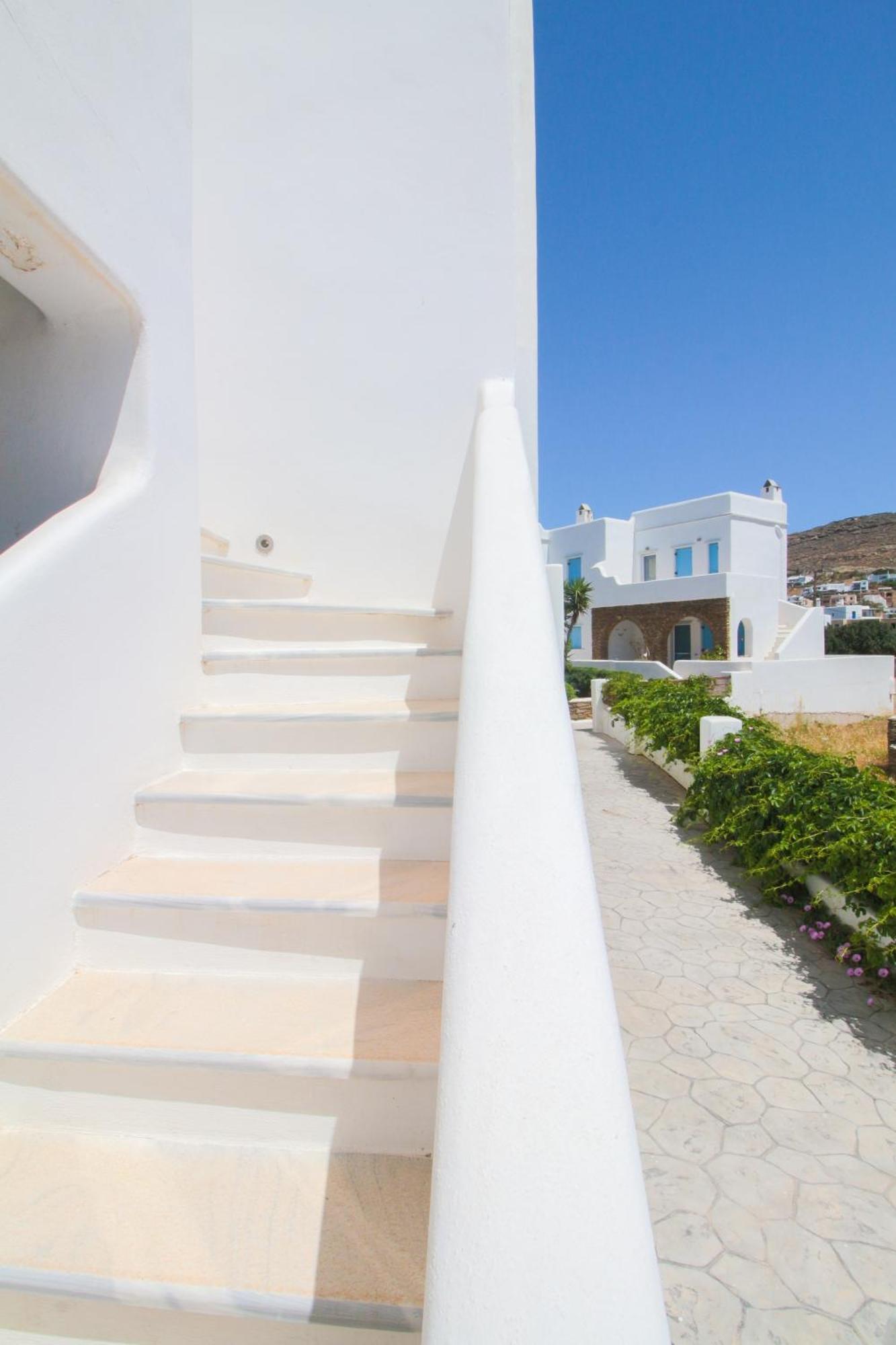 2Br Fully Equiped Cottage Home - Near The Beach Ájosz Joánisz Kültér fotó